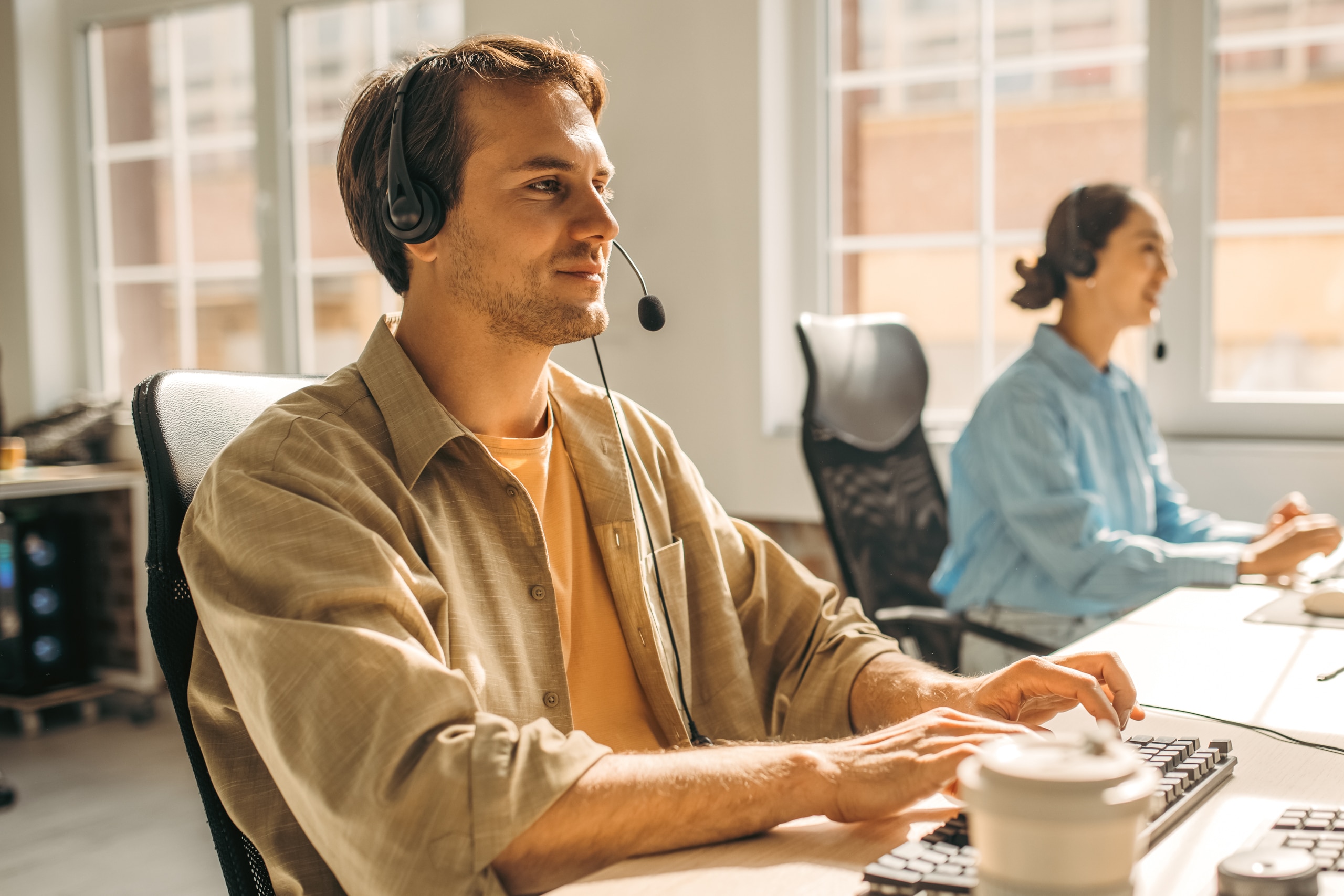 Helpline specialist in Florida providing gambling support and answering questions through Playwise.